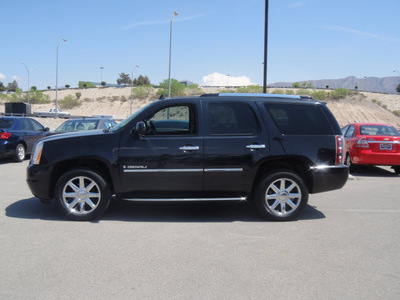 gmc yukon 2009 black suv denali gasoline 8 cylinders all whee drive automatic 79922