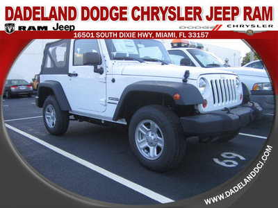 jeep wrangler 2012 white suv sport gasoline 6 cylinders 4 wheel drive manual 33157