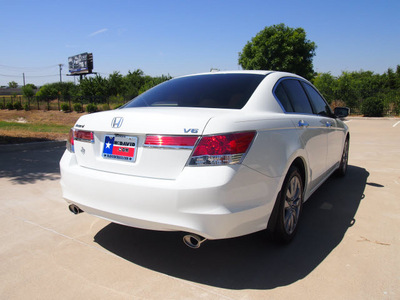 honda accord 2012 white sedan ex l v6 w navi gasoline 6 cylinders front wheel drive automatic 75034