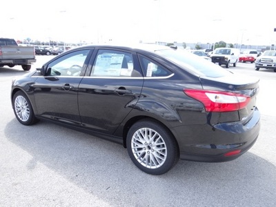 ford focus 2012 black sedan sel flex fuel 4 cylinders front wheel drive 6 speed automatic 77388