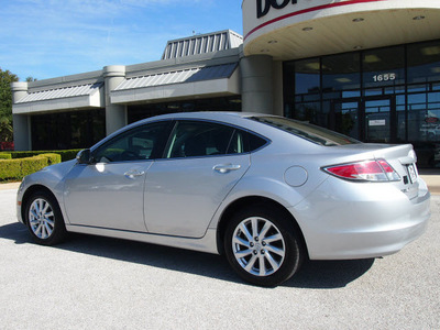 mazda mazda6 2011 silver sedan gasoline 4 cylinders front wheel drive automatic 76011