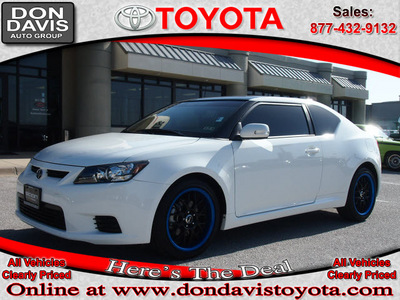 scion tc 2011 white hatchback gasoline 4 cylinders front wheel drive 6 speed manual 76011