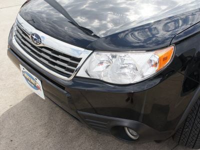 subaru forester 2009 black suv 2 5 x limited gasoline 4 cylinders all whee drive shiftable automatic 76205