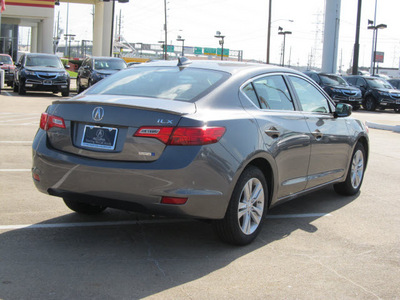 acura ilx 2013 gray sedan 1 5l hybrid w tech hybrid 4 cylinders front wheel drive automatic with overdrive 77074