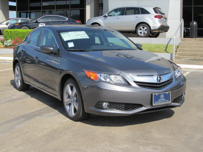 acura ilx 2013 gray sedan 2 0l w premium gasoline 4 cylinders front wheel drive automatic with overdrive 77074