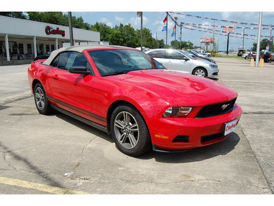 ford mustang 2010 red v6 premium gasoline 6 cylinders rear wheel drive automatic with overdrive 77662