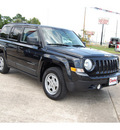jeep patriot 2011 black suv sport gasoline 4 cylinders front wheel drive automatic with overdrive 77662
