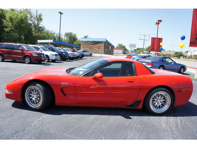 chevrolet corvette 2001 red coupe z06 gasoline 8 cylinders rear wheel drive 6 speed manual 76543