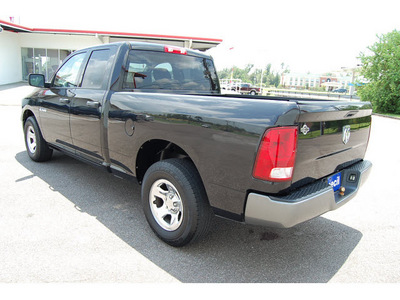 dodge ram pickup 1500 2009 black pickup truck st gasoline 6 cylinders 2 wheel drive automatic with overdrive 77632