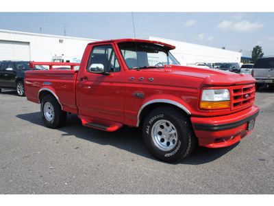 ford f 150 svt lightning 1993 red pickup truck gasoline v8 rear wheel drive automatic with overdrive 07712