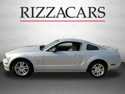 ford mustang 2006 silver coupe gt gasoline 8 cylinders rear wheel drive 5 speed manual 60546