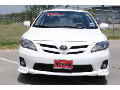 toyota corolla 2011 white sedan s gasoline 4 cylinders front wheel drive automatic 77338