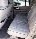 lincoln navigator 2007 silver suv gasoline 8 cylinders 4 wheel drive automatic with overdrive 76011