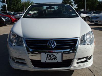 volkswagen eos 2011 white lux sulev gasoline 4 cylinders front wheel drive automatic 76011