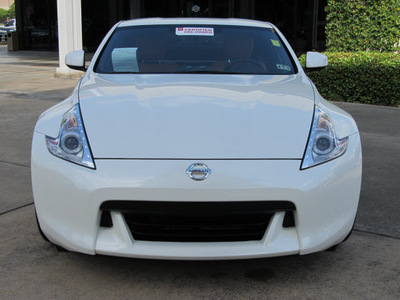 nissan 370z 2011 white coupe touring gasoline 6 cylinders rear wheel drive shiftable automatic 77477