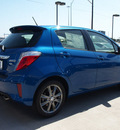 toyota yaris 2012 blue 5 door se gasoline 4 cylinders front wheel drive automatic 76011