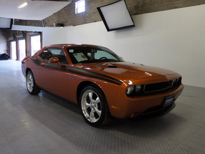 dodge challenger 2011 orange coupe r t gasoline 8 cylinders rear wheel drive automatic 75219