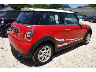 mini cooper 2012 red hatchback gasoline 4 cylinders front wheel drive automatic 78729