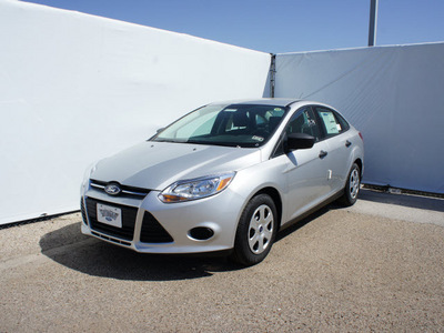 ford focus 2012 silver sedan s flex fuel 4 cylinders front wheel drive automatic 75235