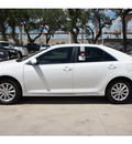 toyota camry 2012 white sedan le gasoline 4 cylinders front wheel drive automatic 78232