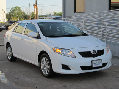 toyota corolla 2010 white sedan le gasoline 4 cylinders front wheel drive automatic with overdrive 77074