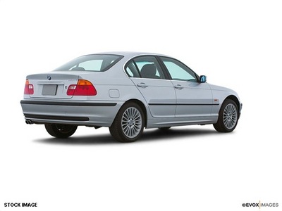 bmw 3 series 2001 gasoline 6 cylinders not specified 77802