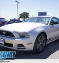 ford mustang 2013 silver coupe v6 gasoline 6 cylinders rear wheel drive automatic 75062
