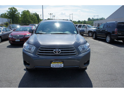 toyota highlander 2010 dk  gray suv gasoline 4 cylinders front wheel drive automatic with overdrive 08902