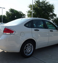 ford focus 2010 white sedan se 4 cylinders automatic with overdrive 76011