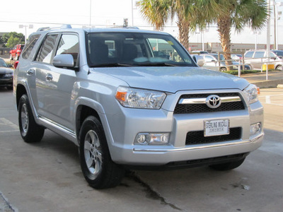 toyota 4runner 2011 silver suv sr5 gasoline 6 cylinders 2 wheel drive shiftable automatic 77074