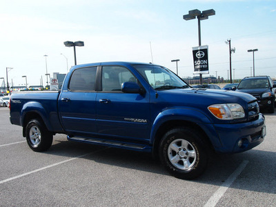 toyota tundra 2005 blue limited gasoline 8 cylinders 4 wheel drive automatic with overdrive 76011