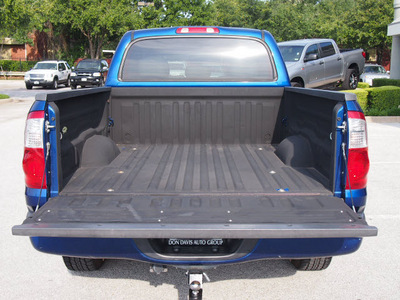 toyota tundra 2005 blue limited gasoline 8 cylinders 4 wheel drive automatic with overdrive 76011