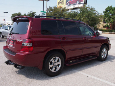 toyota highlander 2007 red suv gasoline 6 cylinders front wheel drive automatic with overdrive 76011