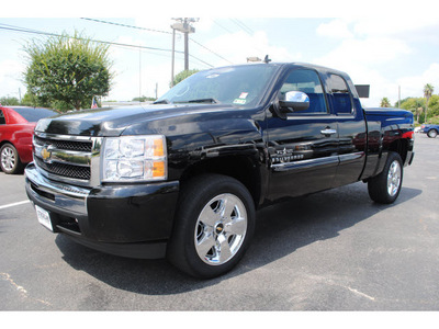 chevrolet silverado 1500 2009 black pickup truck flex fuel 8 cylinders 2 wheel drive automatic with overdrive 77581