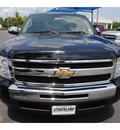 chevrolet silverado 1500 2009 black pickup truck flex fuel 8 cylinders 2 wheel drive automatic with overdrive 77581