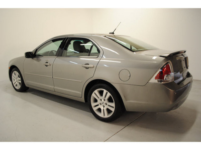 ford fusion 2009 lt  gray sedan sel gasoline 4 cylinders front wheel drive automatic 77025
