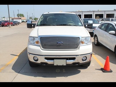 ford f 150 2008 white lariat flex fuel 8 cylinders 4 wheel drive 4 speed automatic 75041