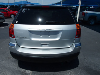 chrysler pacifica 2004 silver suv 6 cylinders automatic 76234