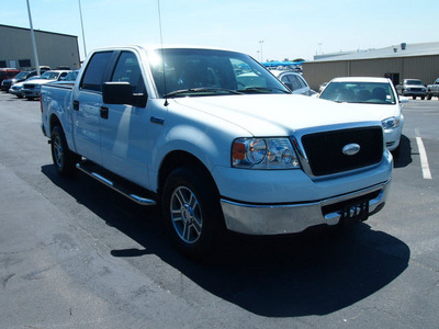 ford f 150 2007 white xlt flex fuel 8 cylinders rear wheel drive automatic 76234