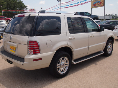 mercury mountaineer 2005 off white suv convenience flex fuel 6 cylinders rear wheel drive automatic with overdrive 77340