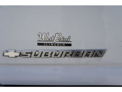 chevrolet suburban 2003 white suv 1500 lt flex fuel 8 cylinders rear wheel drive automatic 77043
