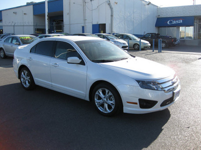 ford fusion 2012 white platinum sedan se gasoline 4 cylinders front wheel drive automatic 79925