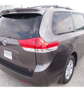 toyota sienna 2012 dk  gray van le 8 passenger gasoline 6 cylinders front wheel drive automatic 77074