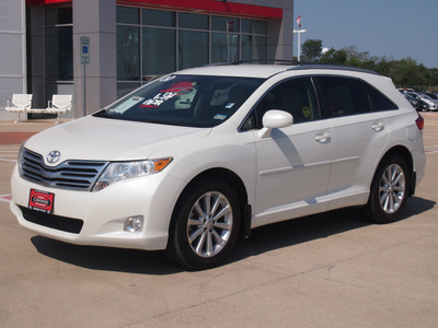 toyota venza 2009 white wagon fwd 4cyl gasoline 4 cylinders front wheel drive automatic with overdrive 77864