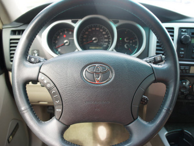 toyota 4runner 2005 dk  gray suv limited gasoline 6 cylinders rear wheel drive automatic 75075