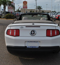 ford mustang 2010 white v6 premium gasoline 6 cylinders rear wheel drive automatic 78523