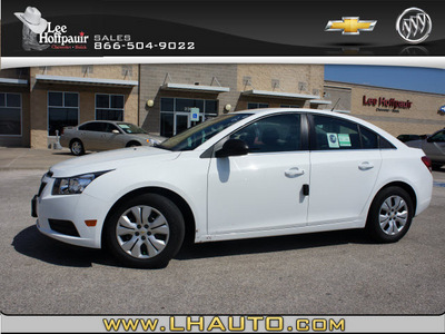 chevrolet cruze 2012 white sedan ls gasoline 4 cylinders front wheel drive automatic 78654