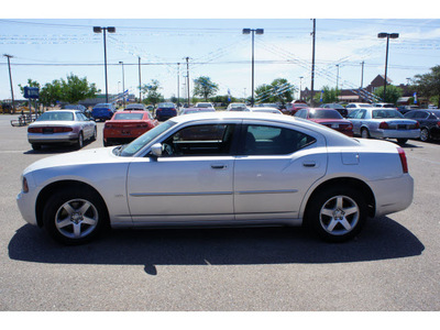 dodge charger 2010 silver sedan sxt gasoline 6 cylinders rear wheel drive automatic 78539