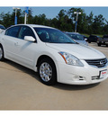 nissan altima 2011 white sedan 2 5 s gasoline 4 cylinders front wheel drive automatic with overdrive 77656