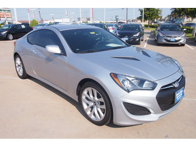 hyundai genesis coupe 2013 silver coupe 2 0t gasoline 4 cylinders rear wheel drive automatic 77074